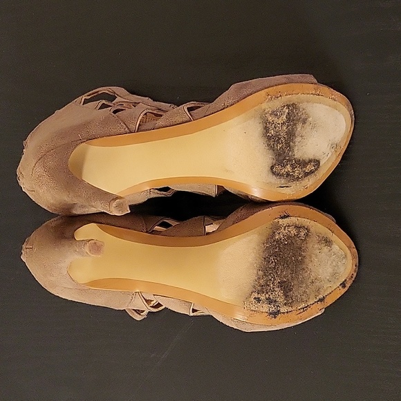 XOXO Women's Colbie Peep Toe Platform Pumps size 7 - Picture 8 of 8